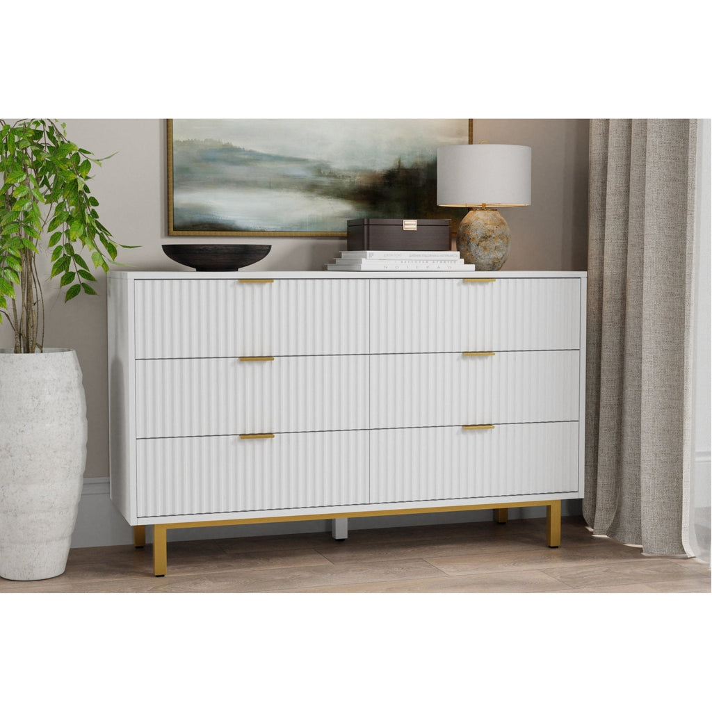 Casey Dresser