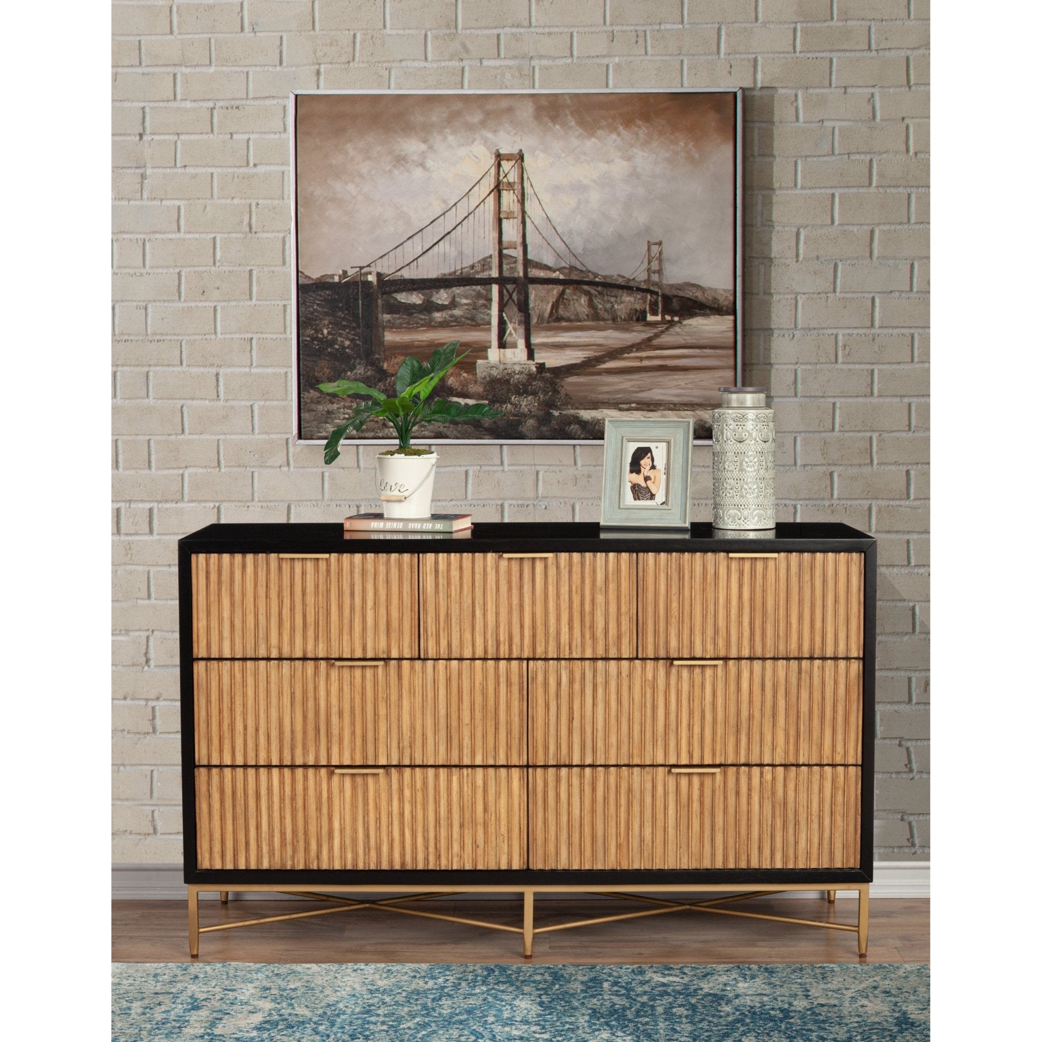 Larsen Dresser