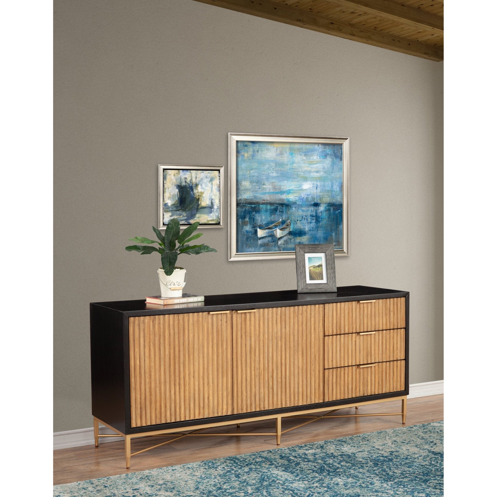 Larsen TV Console